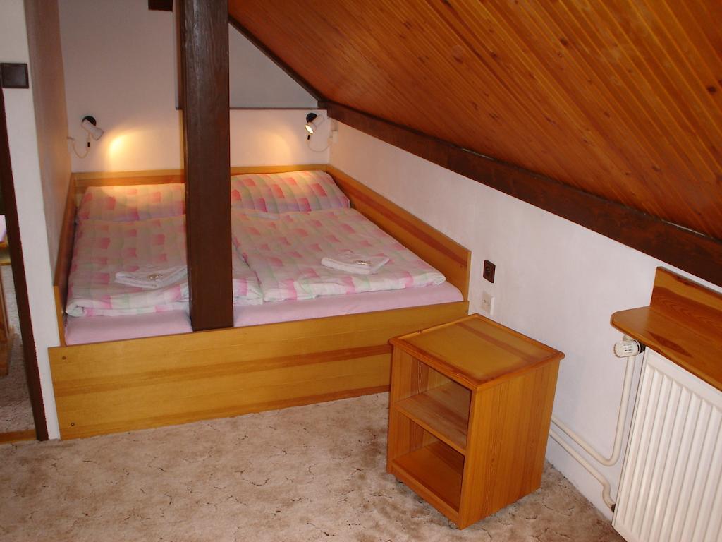 Ubytovani V Ceskem Raji Hotel Holin Phòng bức ảnh